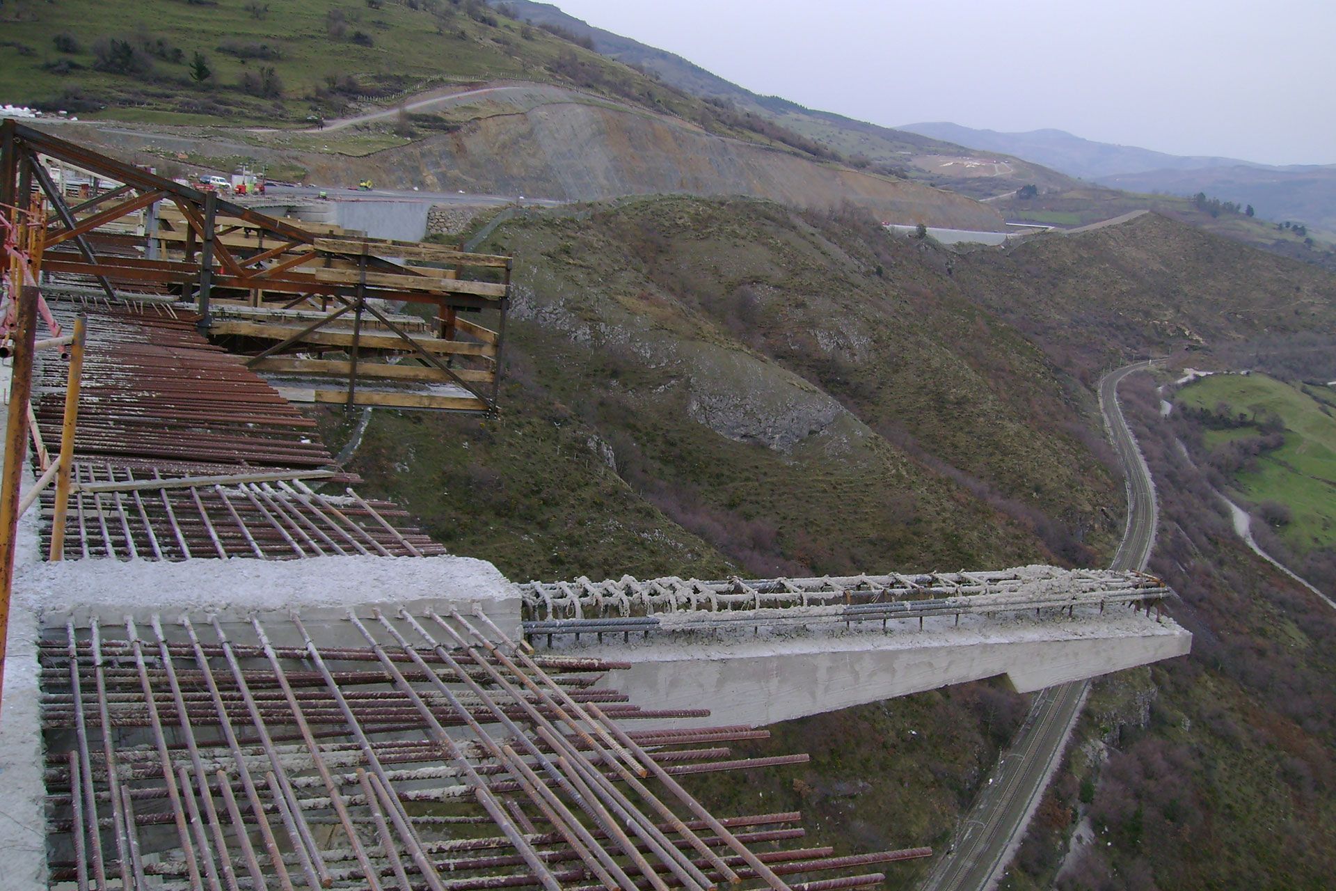 viaducto de montabliz obra de rocacero